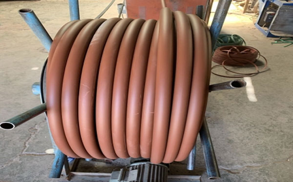 谢通门穿线管可以延长线路使用年限